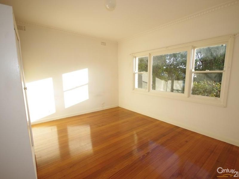 98 Tucker Road, Bentleigh VIC 3204