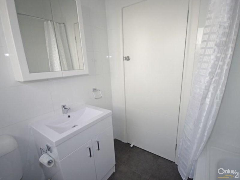 12 Vunabere Avenue, Bentleigh VIC 3204