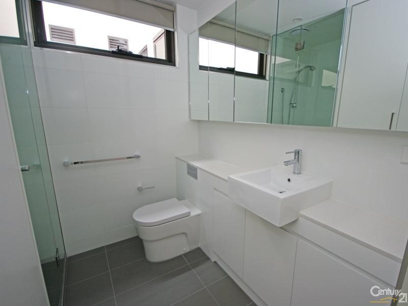 204/24 Becket Avenue, Bentleigh East VIC 3165