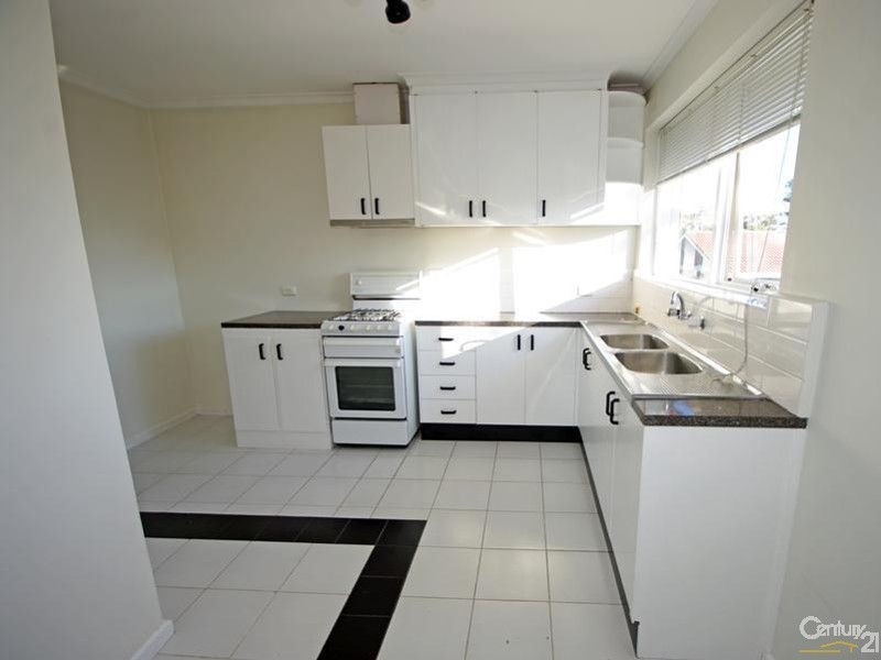 4/2 Werona Street, Bentleigh VIC 3204