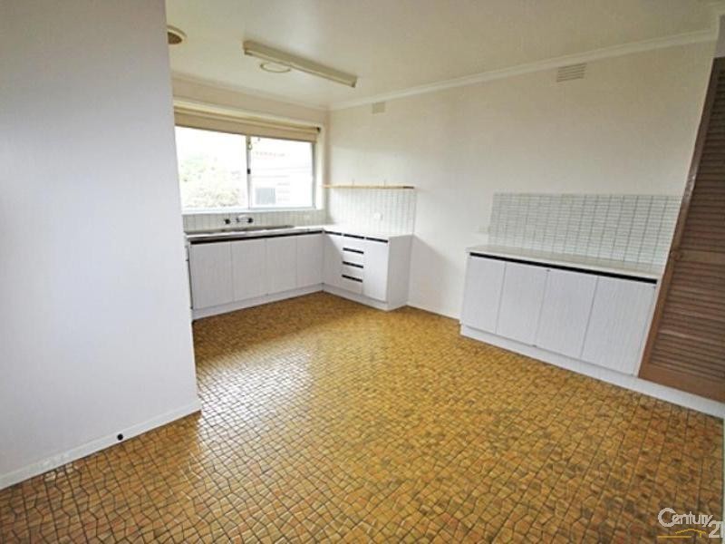 2/2 Rowland Street, Bentleigh East VIC 3165