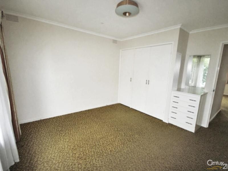 2/2 Rowland Street, Bentleigh East VIC 3165
