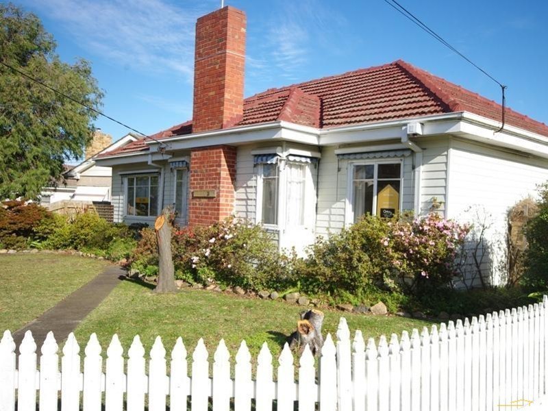 31 Koonawarra Street, Clayton VIC 3168