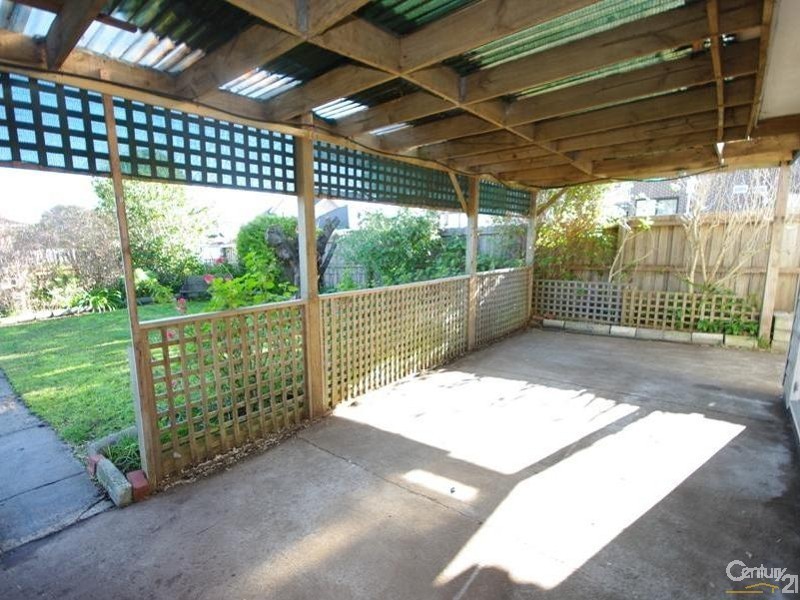 31 Koonawarra Street, Clayton VIC 3168