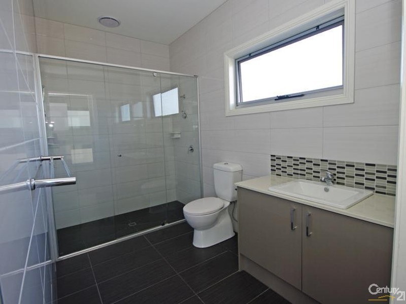 12A Gray Street, Bentleigh East VIC 3165