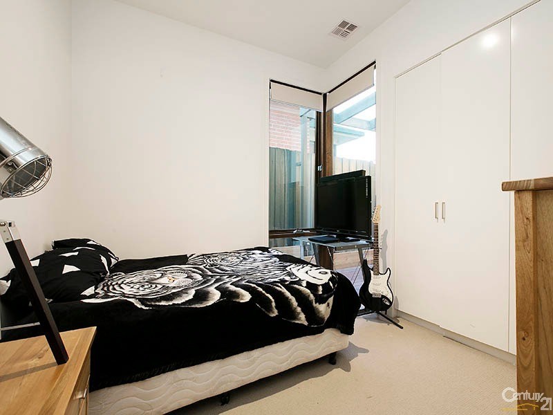 15A Dickens Street, Bentleigh VIC 3204