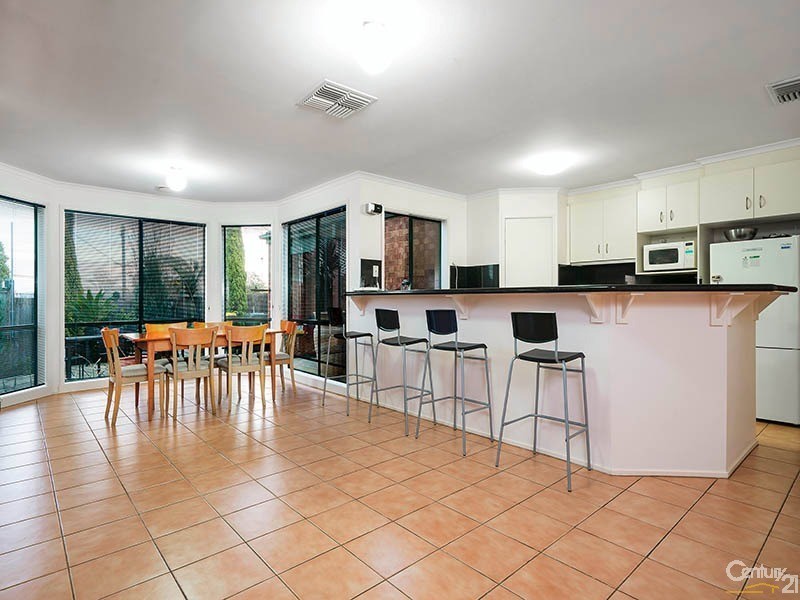 3 Belinda Court, Bentleigh East VIC 3165