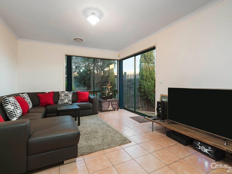 3 Belinda Court, Bentleigh East VIC 3165