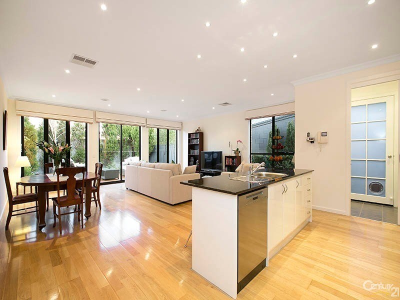 106 Brewer Road, Bentleigh VIC 3204