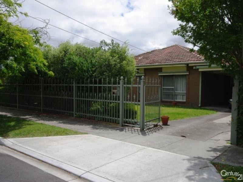 4 Kooringa Road, Carnegie VIC 3163