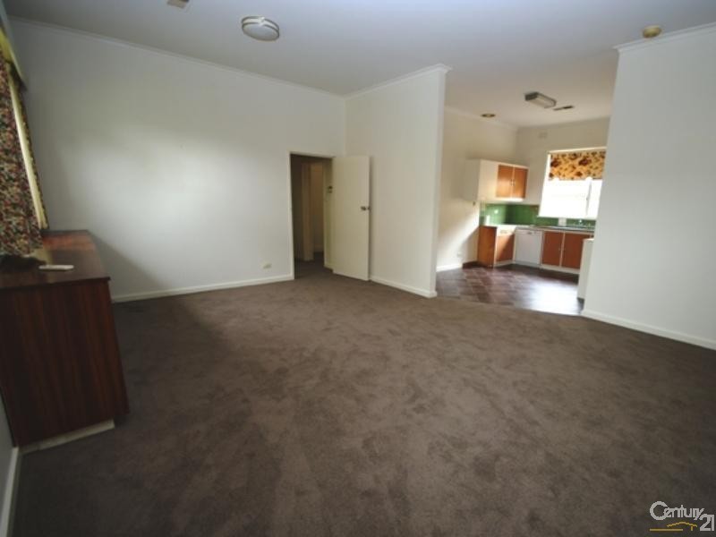 4 Kooringa Road, Carnegie VIC 3163