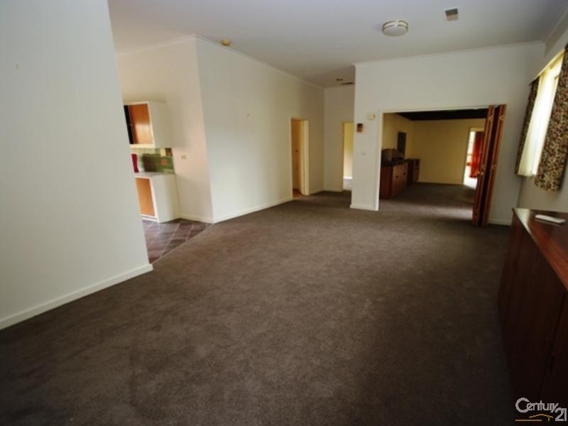 4 Kooringa Road, Carnegie VIC 3163