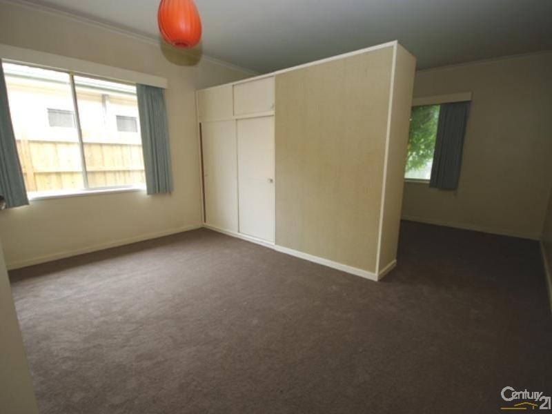 4 Kooringa Road, Carnegie VIC 3163