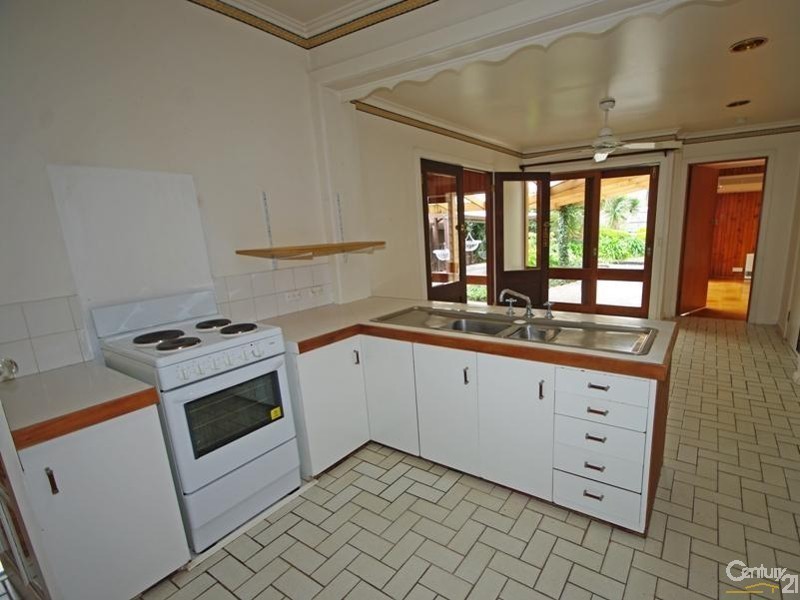 10 Moylan Street, Bentleigh East VIC 3165