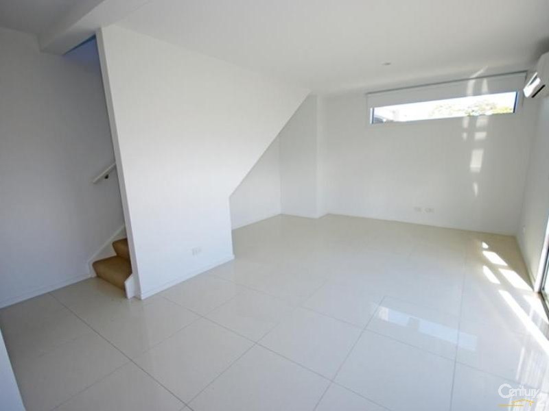 1/2  Jasper Road, Bentleigh VIC 3204