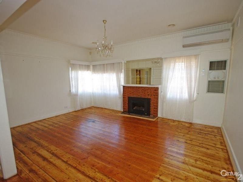 33 Small Road, Bentleigh VIC 3204