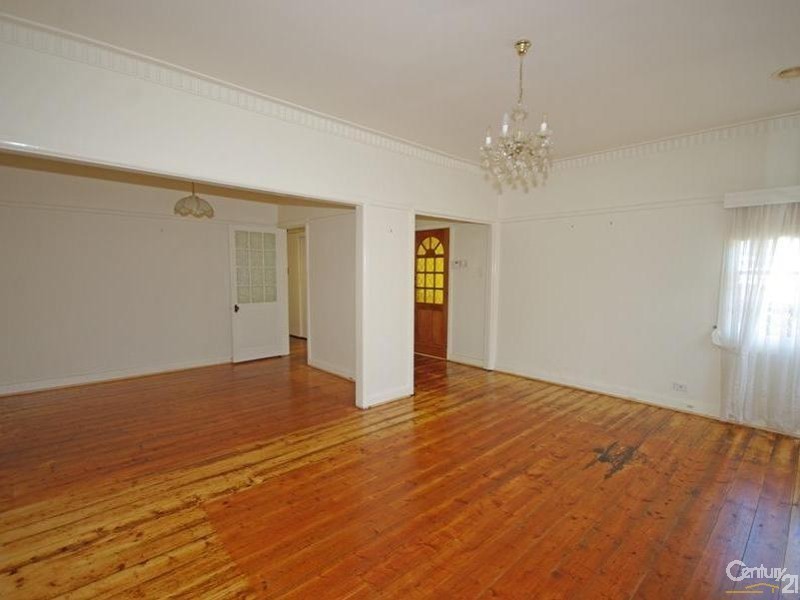 33 Small Road, Bentleigh VIC 3204