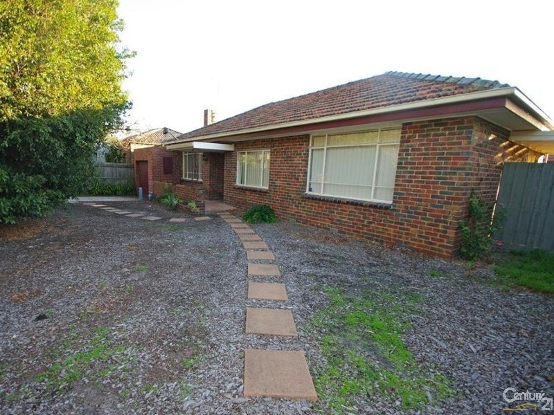 99 East Boundary Road, Bentleigh East VIC 3165