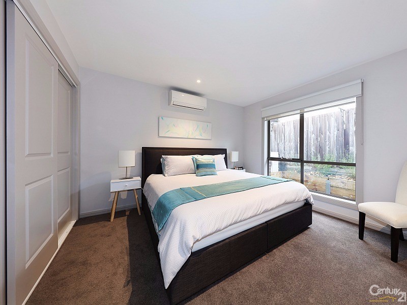 2/12 Richard Street, Bentleigh East VIC 3165