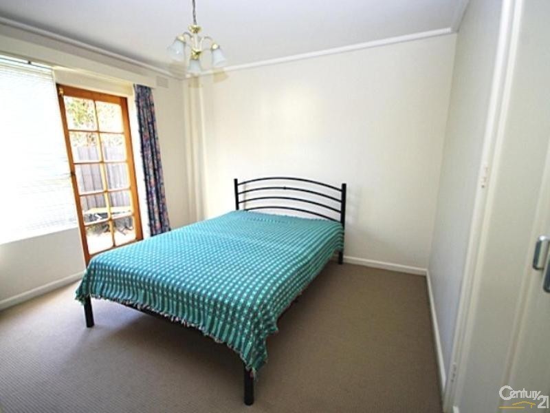 2/16  Marara Road, Caulfield South VIC 3162