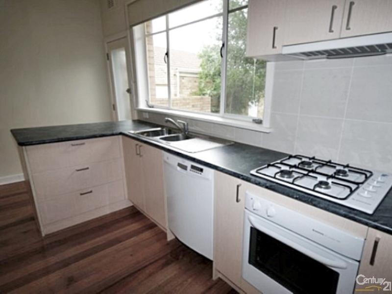 14 Tambet Street, Bentleigh East VIC 3165
