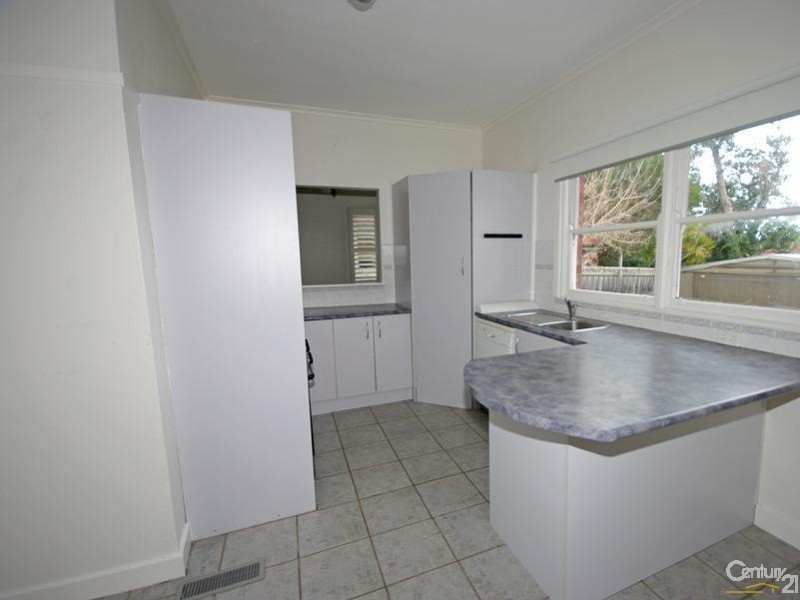 3 Tucker Road, Bentleigh VIC 3204