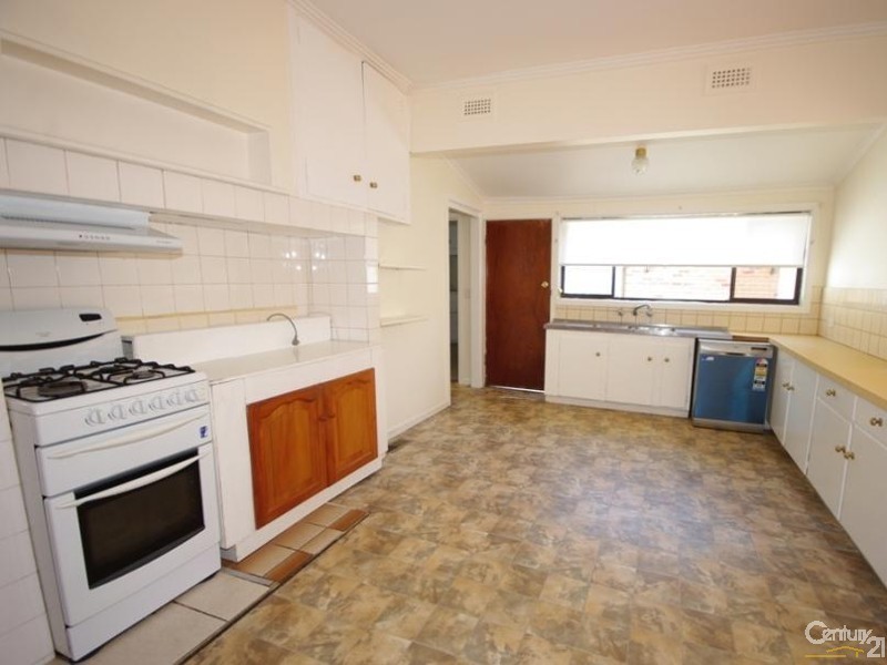 39A Prince Edward Avenue, Mckinnon VIC 3204