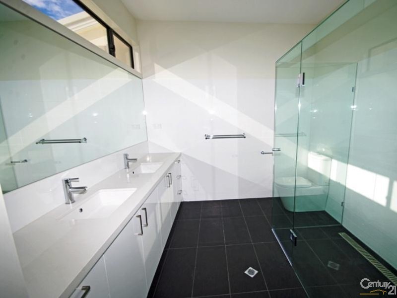 32B Celia Street, Bentleigh East VIC 3165