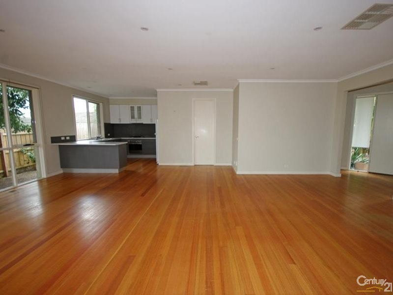 2/34 Whitmuir Road, Bentleigh VIC 3204