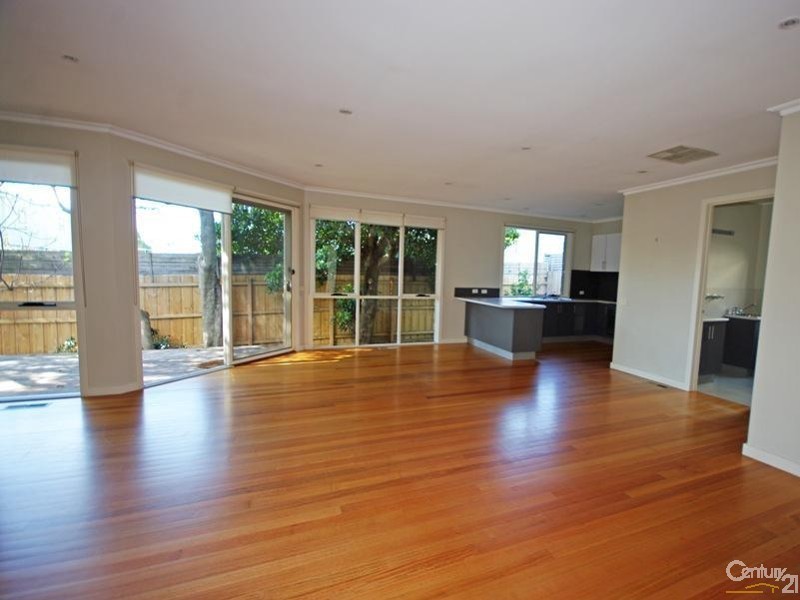 2/34 Whitmuir Road, Bentleigh VIC 3204