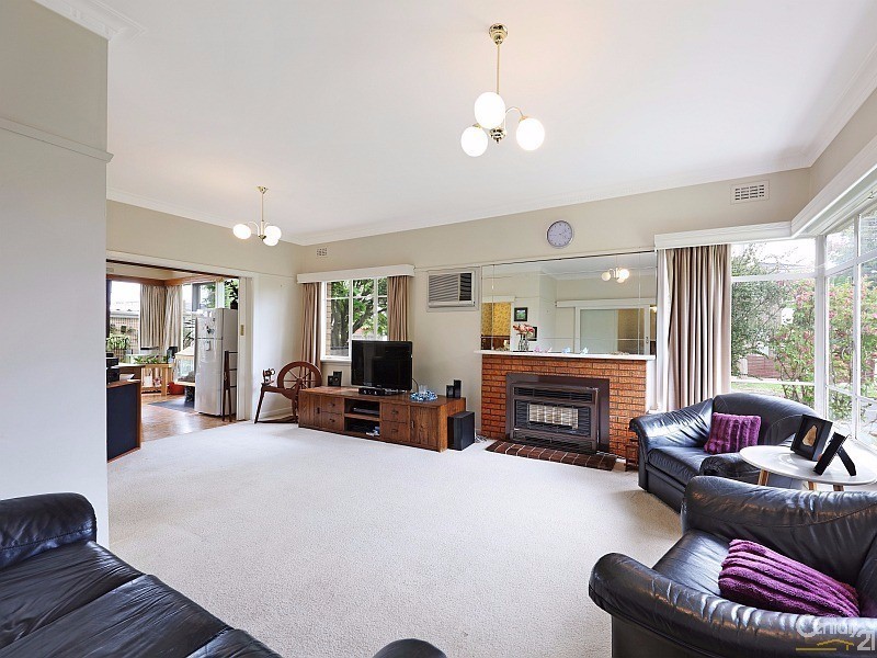 99 Patterson Road, Bentleigh VIC 3204