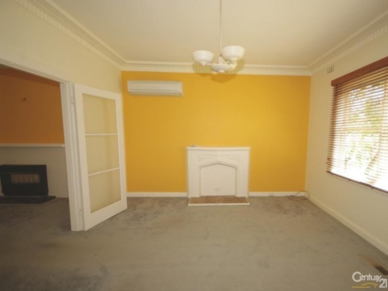 14 Blackshaw Street, Mckinnon VIC 3204