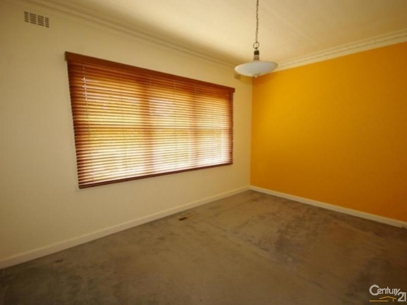14 Blackshaw Street, Mckinnon VIC 3204