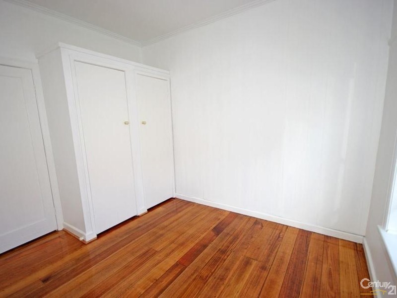 70 Oakleigh Road, Carnegie VIC 3163