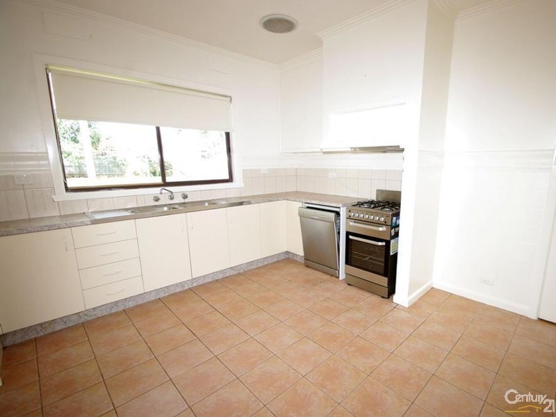 34 Glenbrook Avenue, Clayton VIC 3168