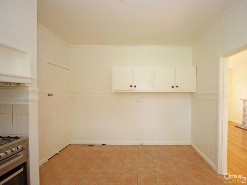 34 Glenbrook Avenue, Clayton VIC 3168