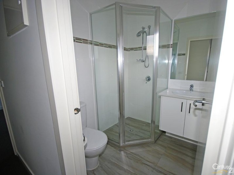 2/46 Gilbert Grove, Bentleigh VIC 3204