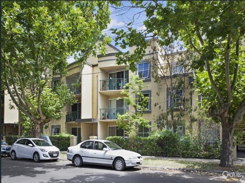 8/5 Warley Road, Malvern East VIC 3145
