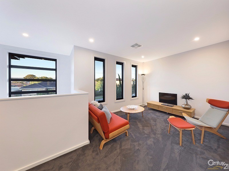 52B Barrington Street, Bentleigh East VIC 3165