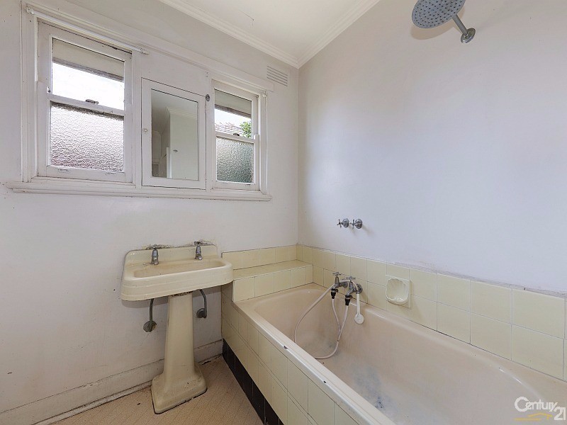 370 McKinnon Road, Bentleigh East VIC 3165