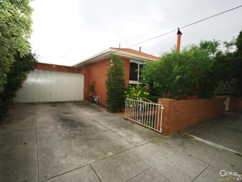 77 Wright Street, Mckinnon VIC 3204
