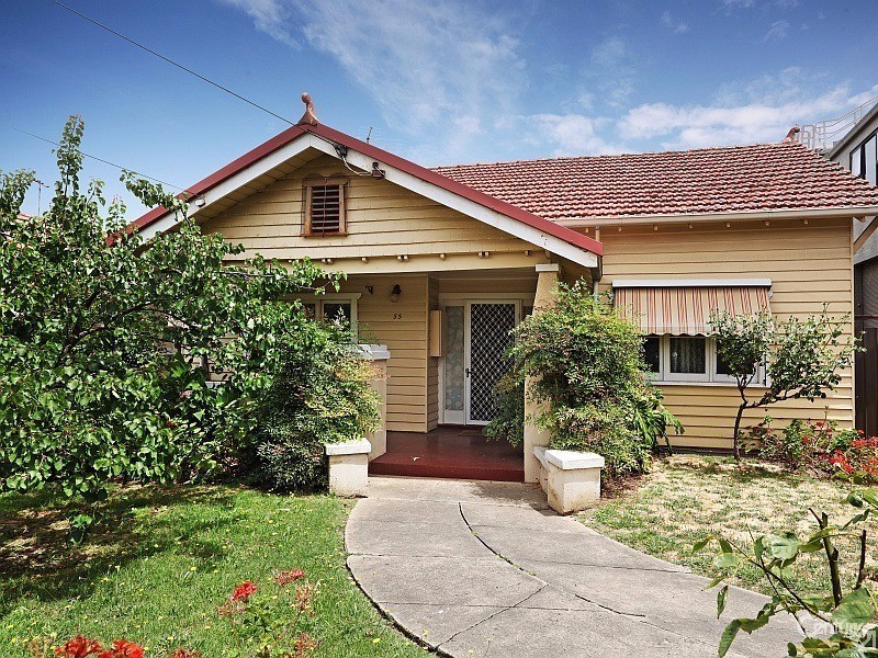 55 Carlyon Street, Ormond VIC 3204
