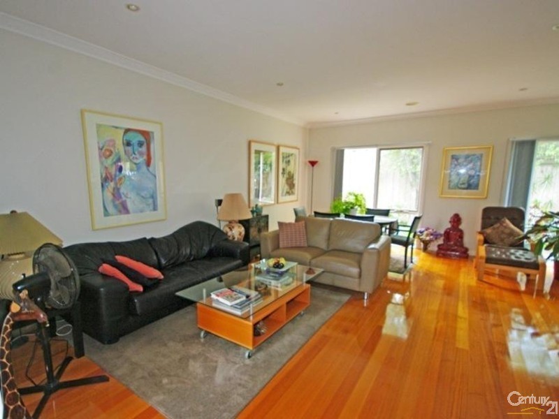 2/10 Tucker Road, Bentleigh VIC 3204