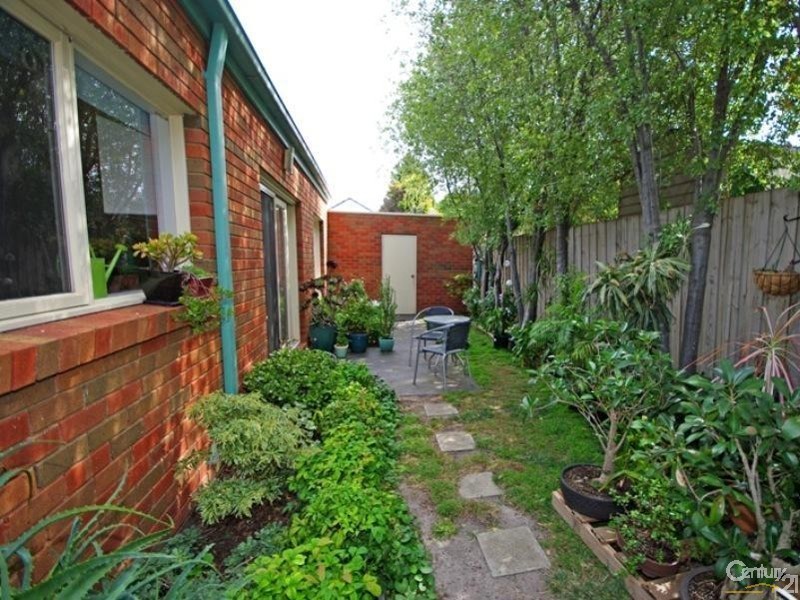 2/10 Tucker Road, Bentleigh VIC 3204