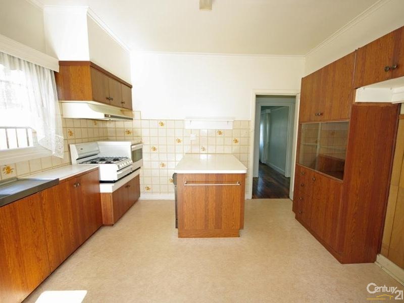 33 Small Road, Bentleigh VIC 3204
