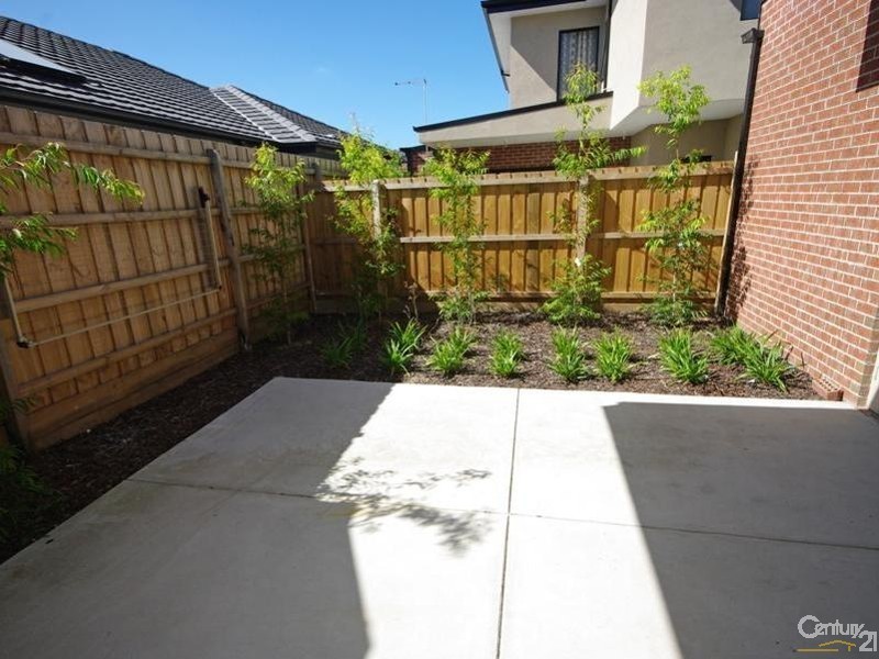 18 Luckins Road, Bentleigh VIC 3204