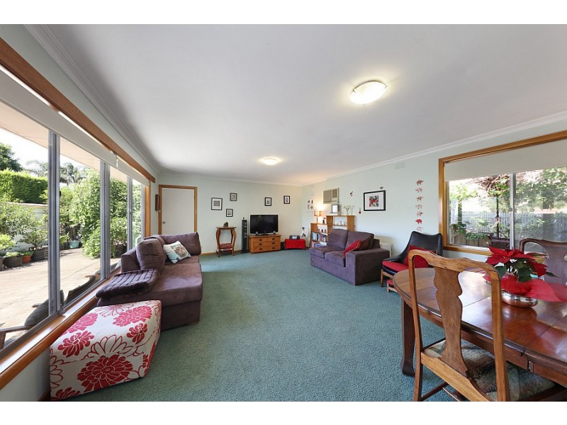 4 Thompson Street, Ormond VIC 3204