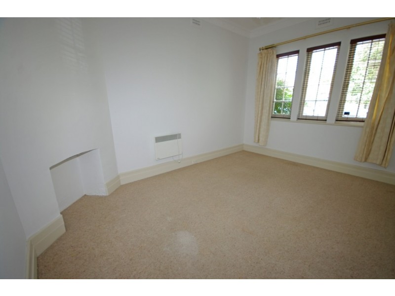 30 Byron Street, Elwood VIC 3184