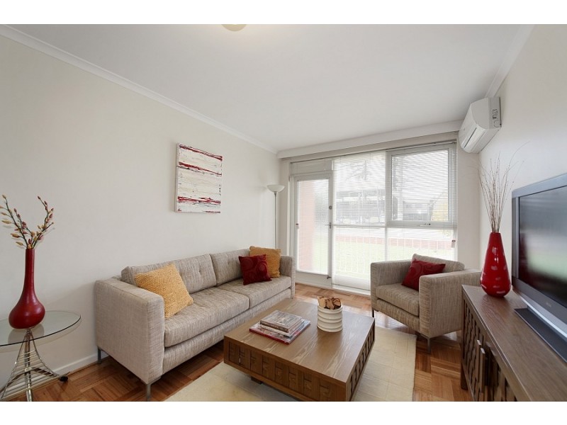 1/297 Jasper Road, Ormond VIC 3204