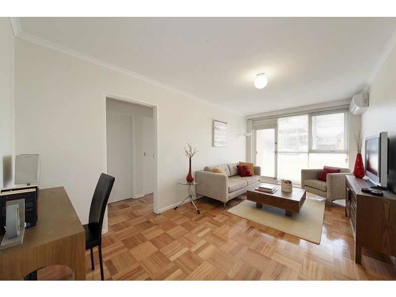 1/297 Jasper Road, Ormond VIC 3204